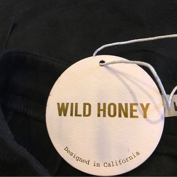 Wild Honey Black Faux Suede Fringe Cropped Sleeveless Tank Top and Short Set - Picture 13 of 16